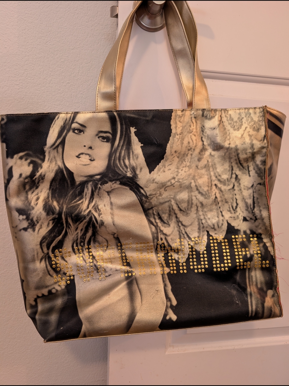 Victoria's Secret Supermodel Print Tote Bag with Graphic Angel Motif